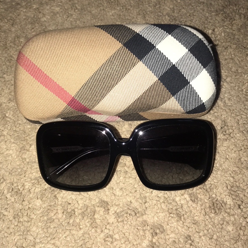 Burberry Black Sunglasses with Checkered Case